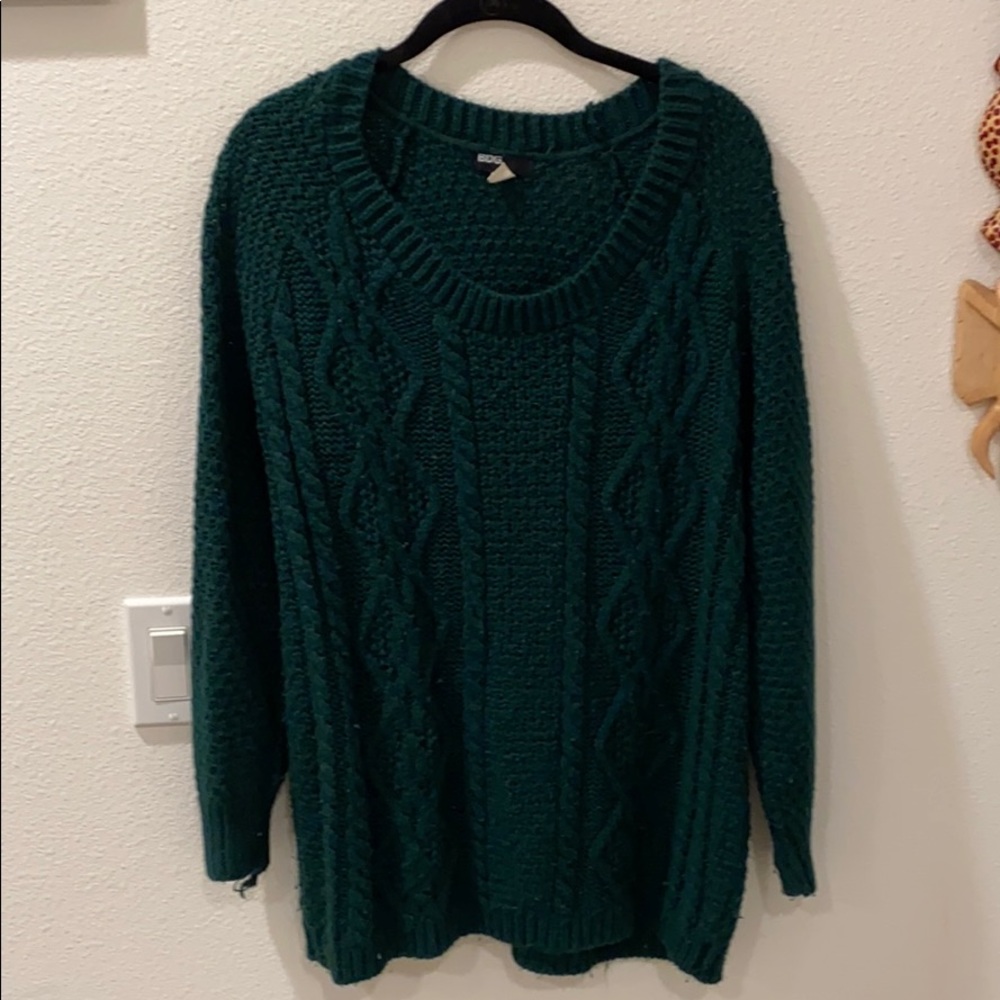 Cozy green sweater